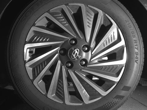 Used 2025 Hyundai Sonata SEL image 14