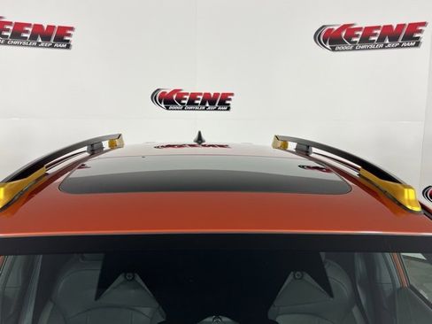 Used 2024 Subaru Crosstrek 2.5i Wilderness w/ Wilderness Package image 8