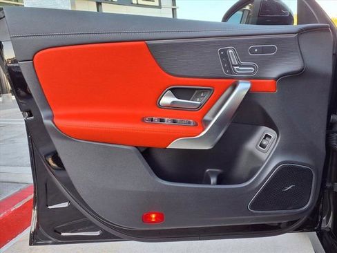 Used 2025 Mercedes-Benz CLA 250 image 12