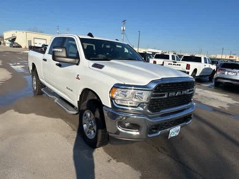 Used 2024 RAM 2500 Big Horn image 23