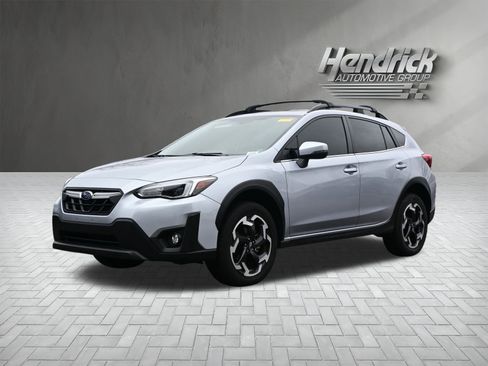 Used 2022 Subaru Crosstrek 2.5i Limited w/ Moonroof Package 2 image 5
