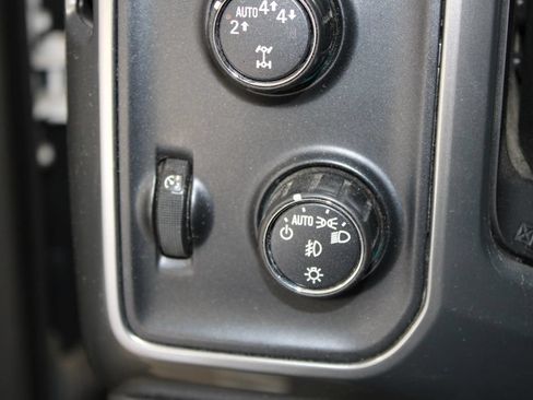 Used 2017 Chevrolet Silverado 1500 LT w/ All Star Edition AWD/4WD image 29