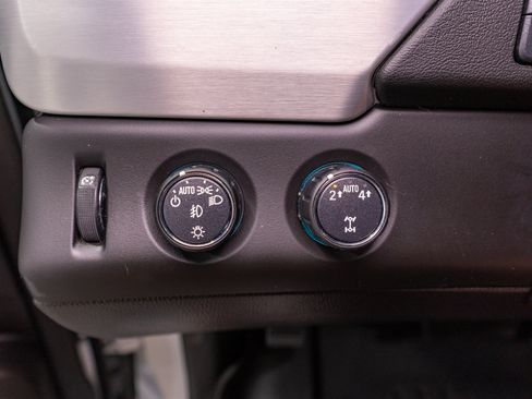 Used 2019 GMC Yukon XL SLT AWD/4WD image 29