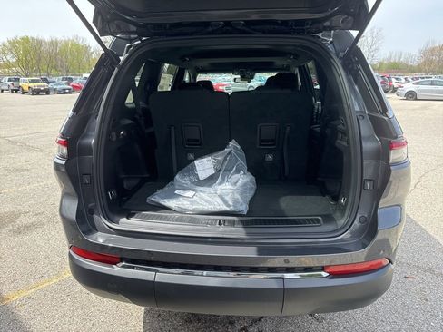 New 2024 Jeep Grand Cherokee L Laredo w/ Trailer Tow Package image 23