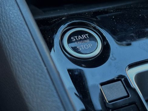 New 2025 Nissan Versa SV w/ Trunk Package image 19