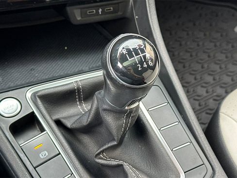 Used 2021 Volkswagen Jetta R-Line image 17