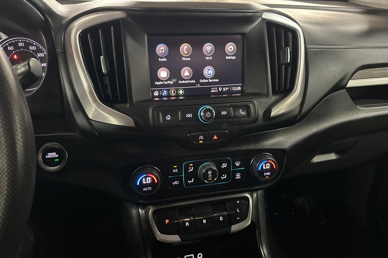 Used 2022 GMC Terrain SLE w/ Driver Convenience Package FWD image 28