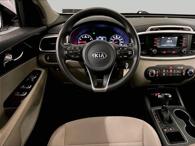 Used 2018 Kia Sorento LX AWD/4WD image 5
