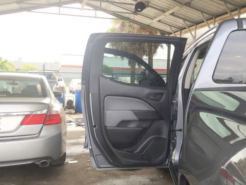 Used 2021 GMC Canyon Elevation Standard image 29