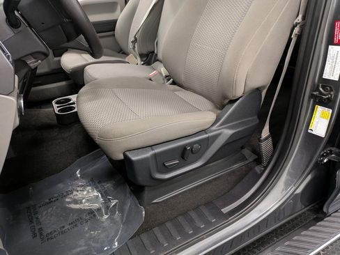 Used 2019 Ford F150 XLT w/ Equipment Group 302A Luxury image 9