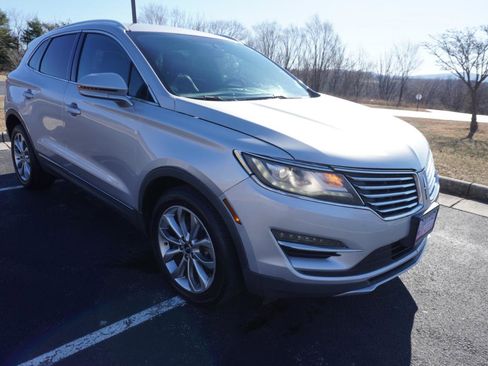 Used 2017 Lincoln MKC Select w/ Select Plus Package image 17