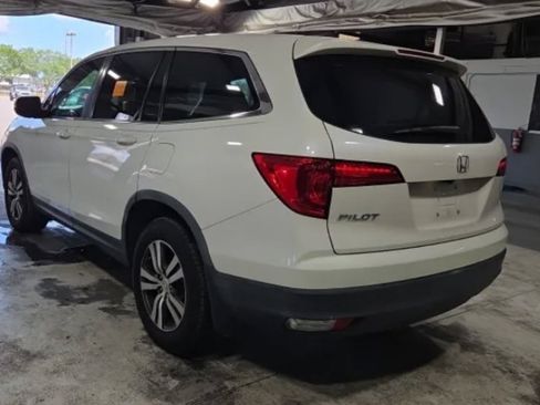 Used 2017 Honda Pilot EX-L image 2