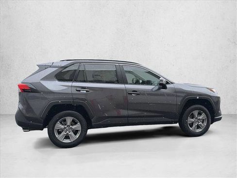 Used 2025 Toyota RAV4 XLE w/ Convenience Package image 4