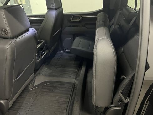 New 2026 GMC Sierra 1500 SLT w/ SLT Convenience Package image 32