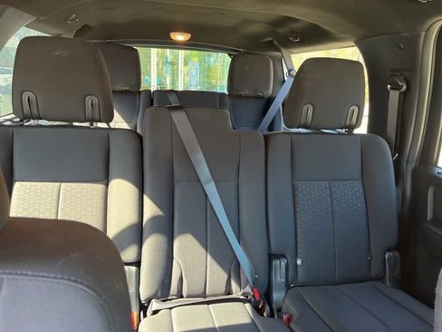 Used 2017 Ford Expedition EL XL w/ Equipment Group 101A image 18