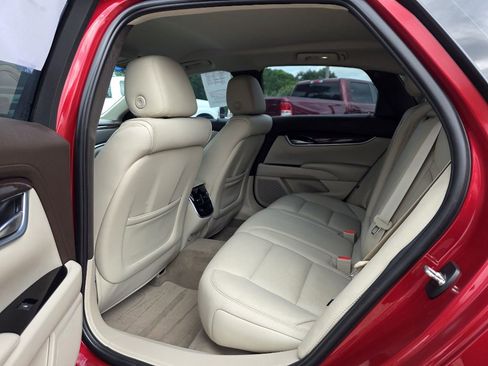 Used 2015 Cadillac XTS Luxury w/ Driver Awareness Package image 27