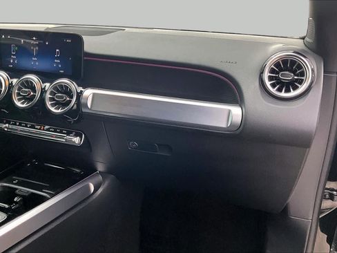 Certified 2026 Mercedes-Benz GLB 250 image 19