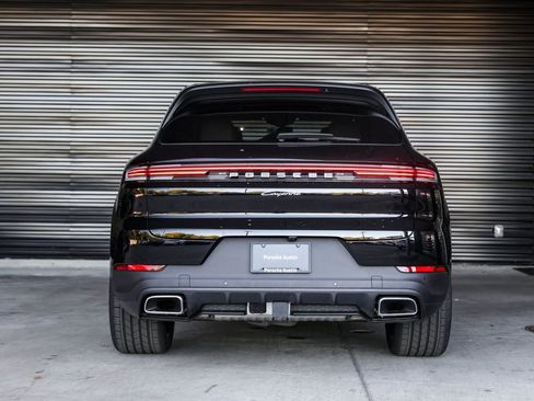 Used 2026 Porsche Cayenne image 6