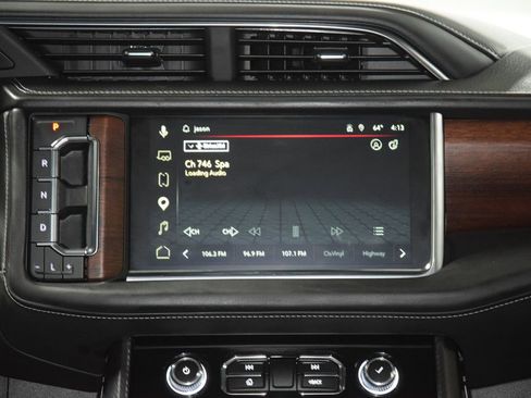 Used 2024 GMC Yukon Denali Ultimate AWD/4WD image 34