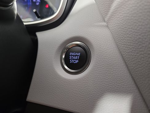 Used 2025 Toyota Corolla XSE FWD image 25