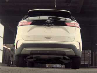 Used 2023 Ford Edge SEL w/ Convenience Package AWD/4WD image 6