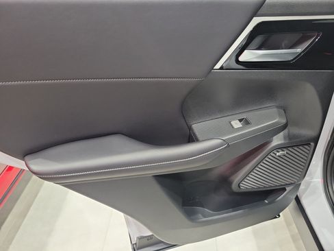 New 2026 Mitsubishi Outlander LE FWD image 16