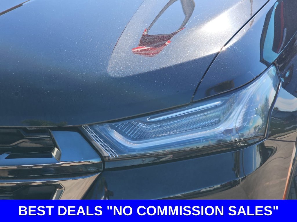Used 2023 Chevrolet Traverse Premier w/ Redline Edition AWD/4WD image 35