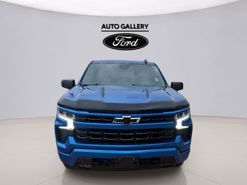 Used 2023 Chevrolet Silverado 1500 RST AWD/4WD image 2