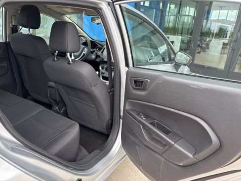 Used 2018 Ford Fiesta SE FWD image 14