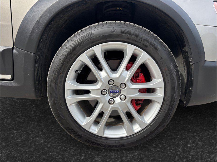 Used 2016 Volvo XC70 T5 Platinum AWD/4WD image 13
