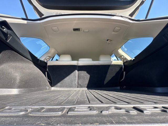 Used 2010 Subaru Outback 2.5i Premium AWD/4WD image 11