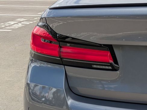 Used 2023 BMW 540i w/ M Sport Package RWD image 24