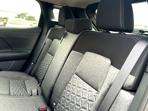 New 2026 Nissan Kicks SV w/ SV Premium Package FWD image 17
