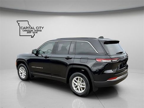 New 2025 Jeep Grand Cherokee Laredo X image 4