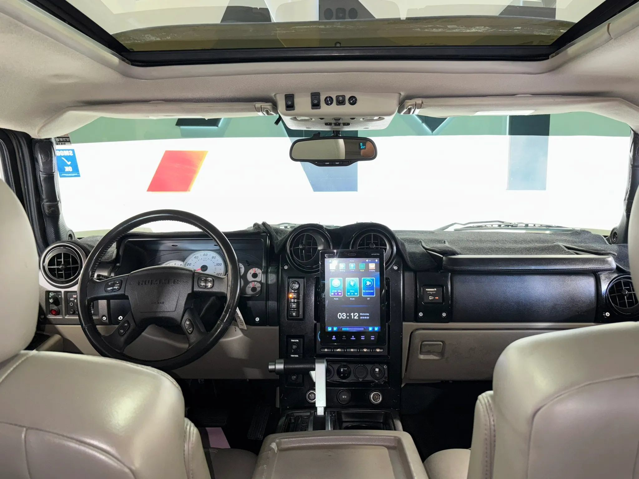 Used 2003 HUMMER H2 w/ Preferred Equipment Group AWD/4WD image 18