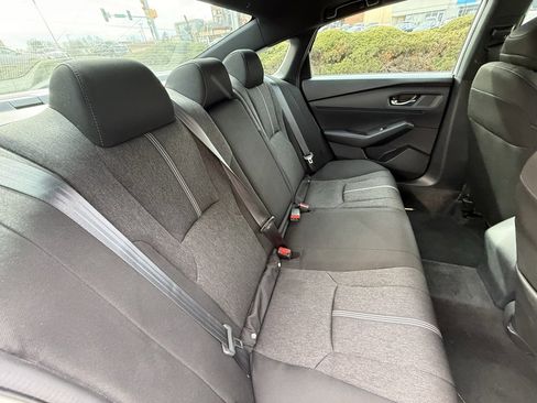 Used 2023 Honda Accord Sport image 35