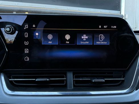 Used 2025 Chevrolet Trax LT image 29