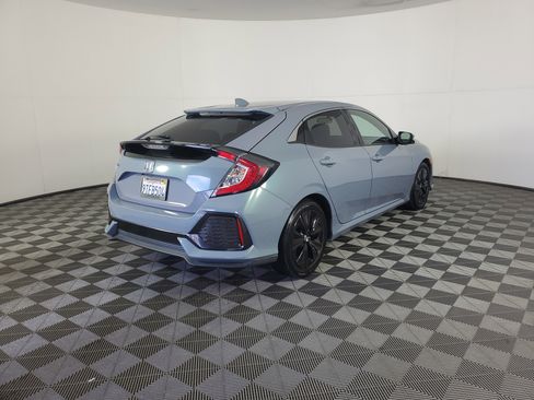 Used 2019 Honda Civic EX image 4
