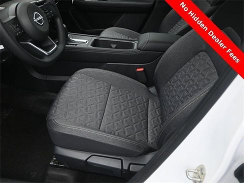 New 2025 Nissan Kicks SV image 22