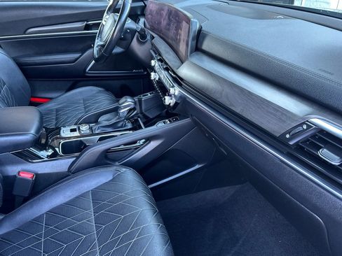 Used 2023 Kia Telluride SX Prestige X-Line image 19