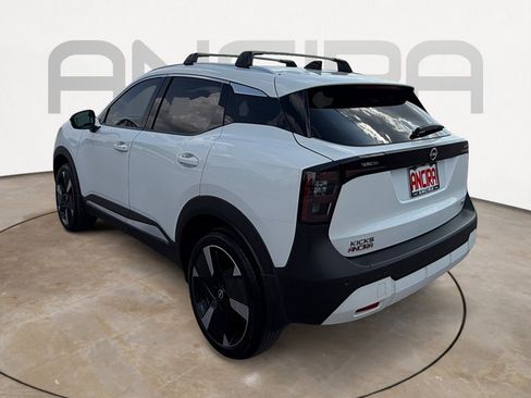 Used 2026 Nissan Kicks SR FWD image 8