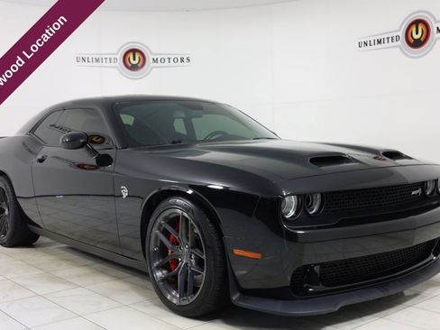 Used 2019 Dodge Challenger SRT Hellcat image 34