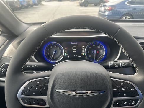 New 2026 Chrysler Pacifica Select FWD image 37