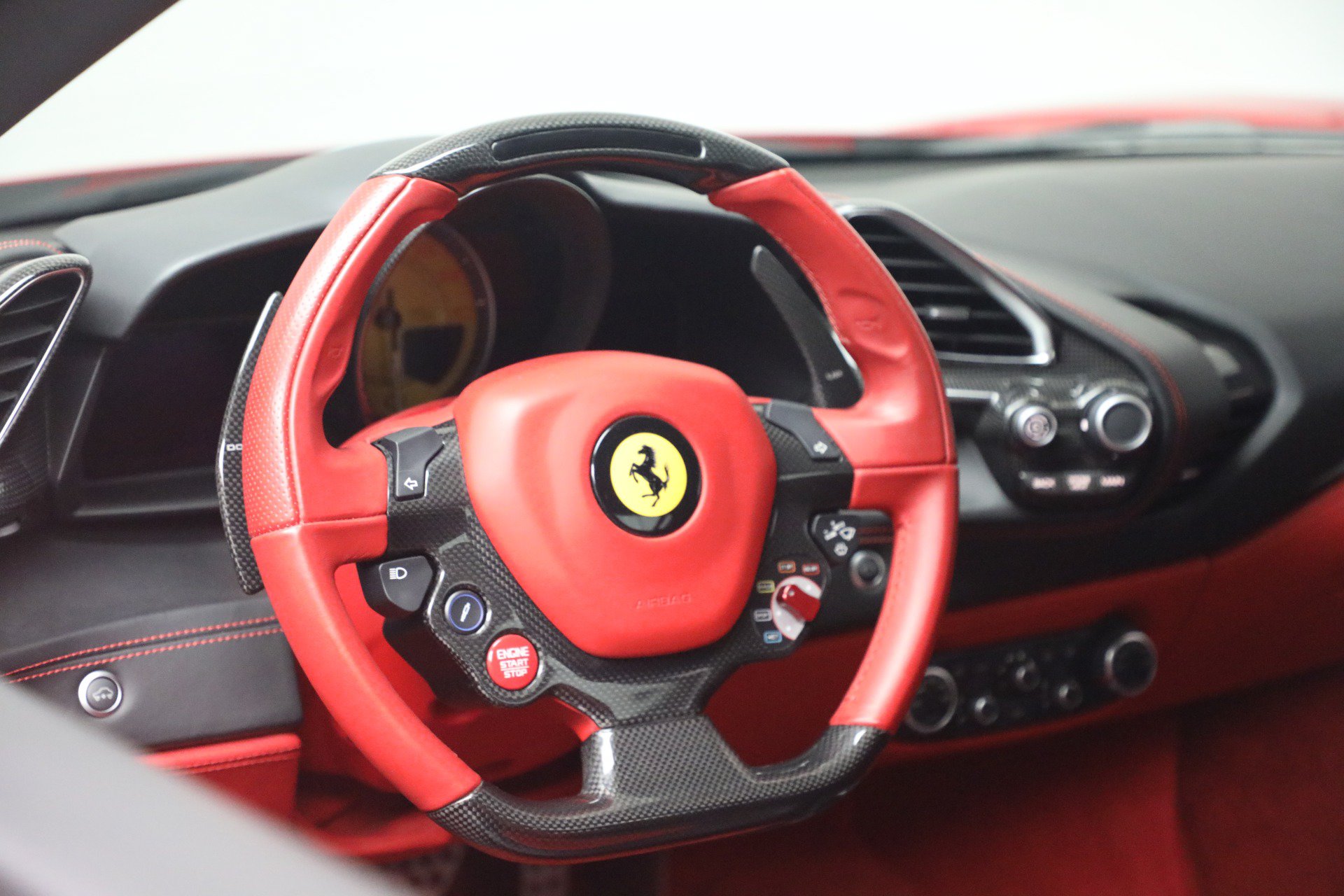 Certified 2018 Ferrari 488 GTB RWD image 20