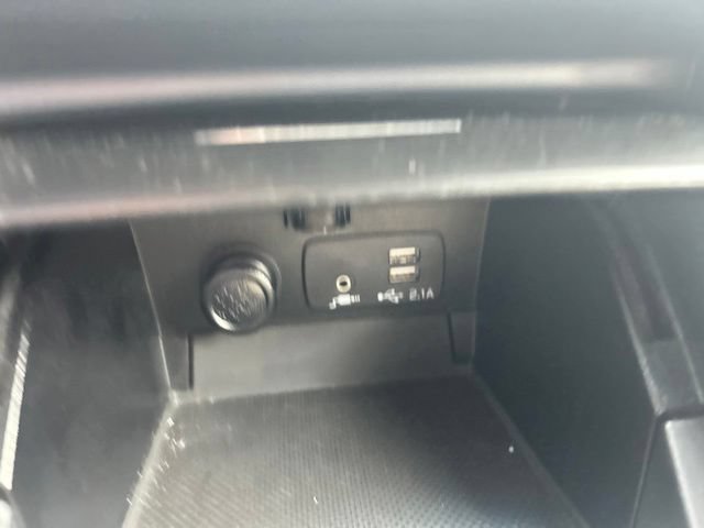 Used 2019 Subaru Outback 2.5i Limited w/ Protection Package #1 AWD/4WD image 23