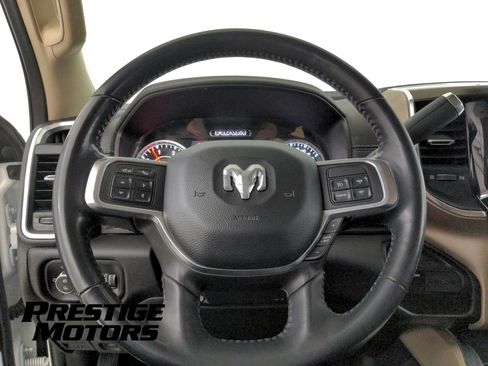 Used 2022 RAM 2500 Laramie AWD/4WD image 16
