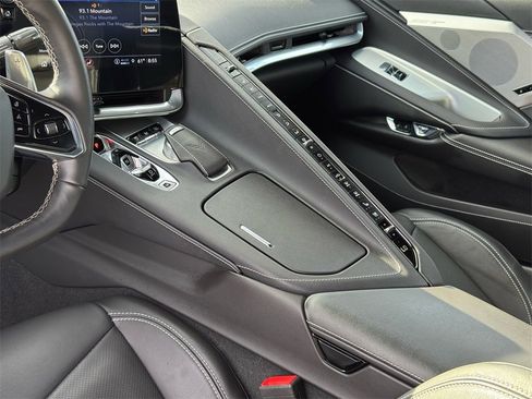 Used 2022 Chevrolet Corvette Stingray Preferred Cpe w/ 2LT image 14