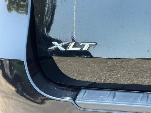 Used 2020 Ford Explorer XLT w/ Equipment Group 202A RWD image 14