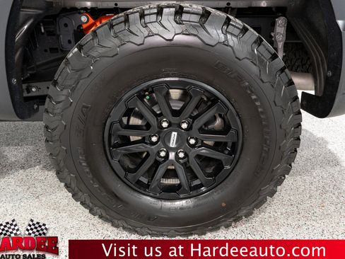 Used 2025 Ford F150 Raptor AWD/4WD image 10