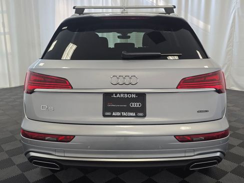 Certified 2025 Audi Q5 2.0T Premium Plus image 5